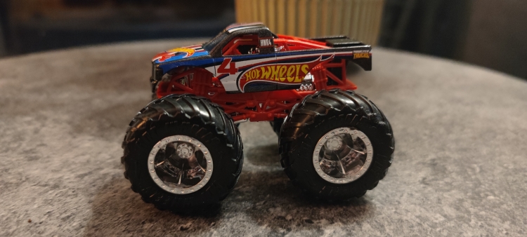 Hot Wheels: Number 4