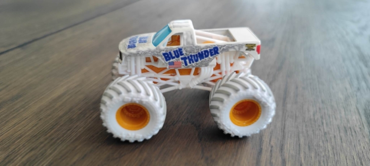 Blue Thunder (White)